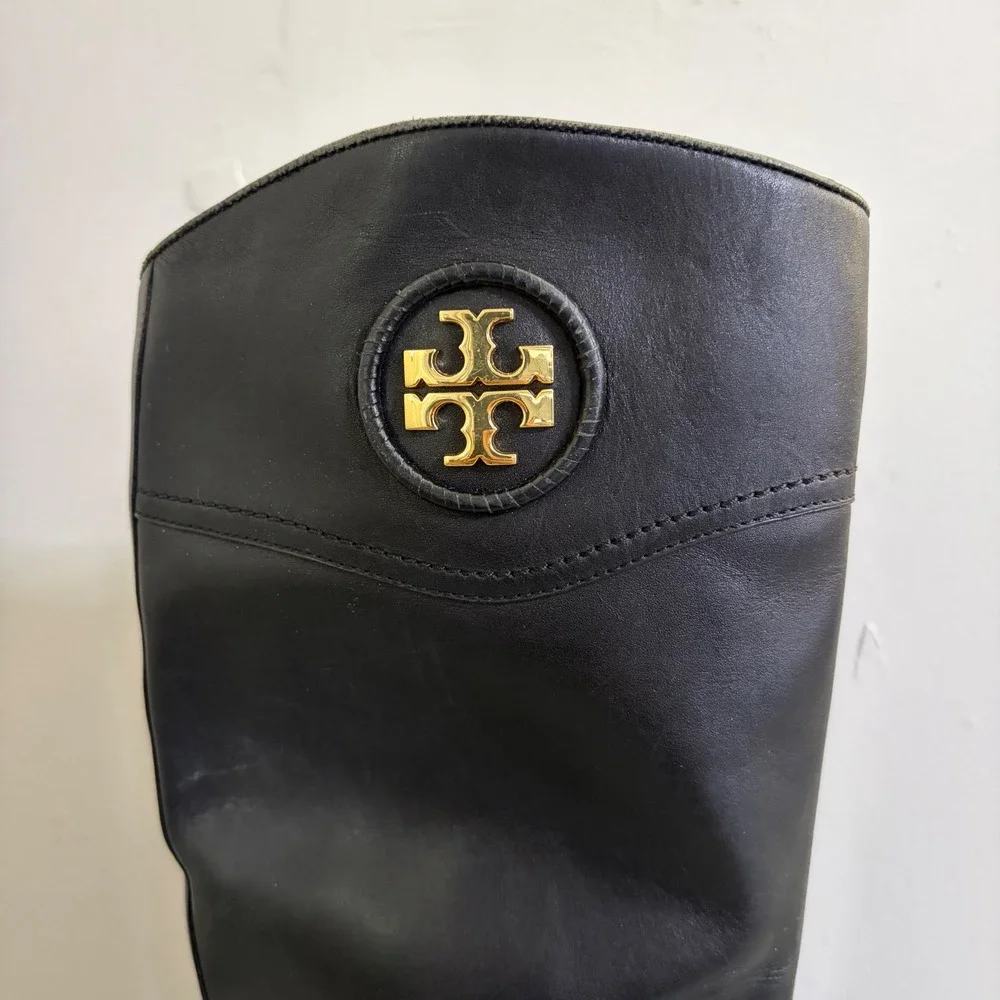 Tory Burch Riding Boots Womens 7.5 Kiernan Leather Tall Gold Logo Medallion